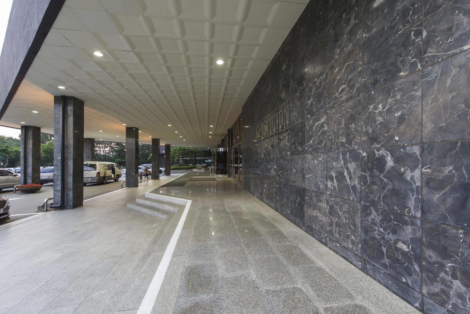 Kensington Resort Seorak Beach Sokcho Exterior foto
